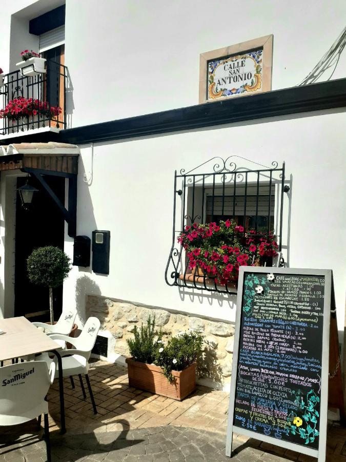 Casa Blanca Bed and Breakfast Castell De Castells Εξωτερικό φωτογραφία